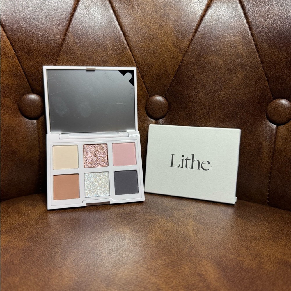 Lithe Beauty Astral Eyeshadow Palette – 6 Pan – Matte & Shimmer – Box Included